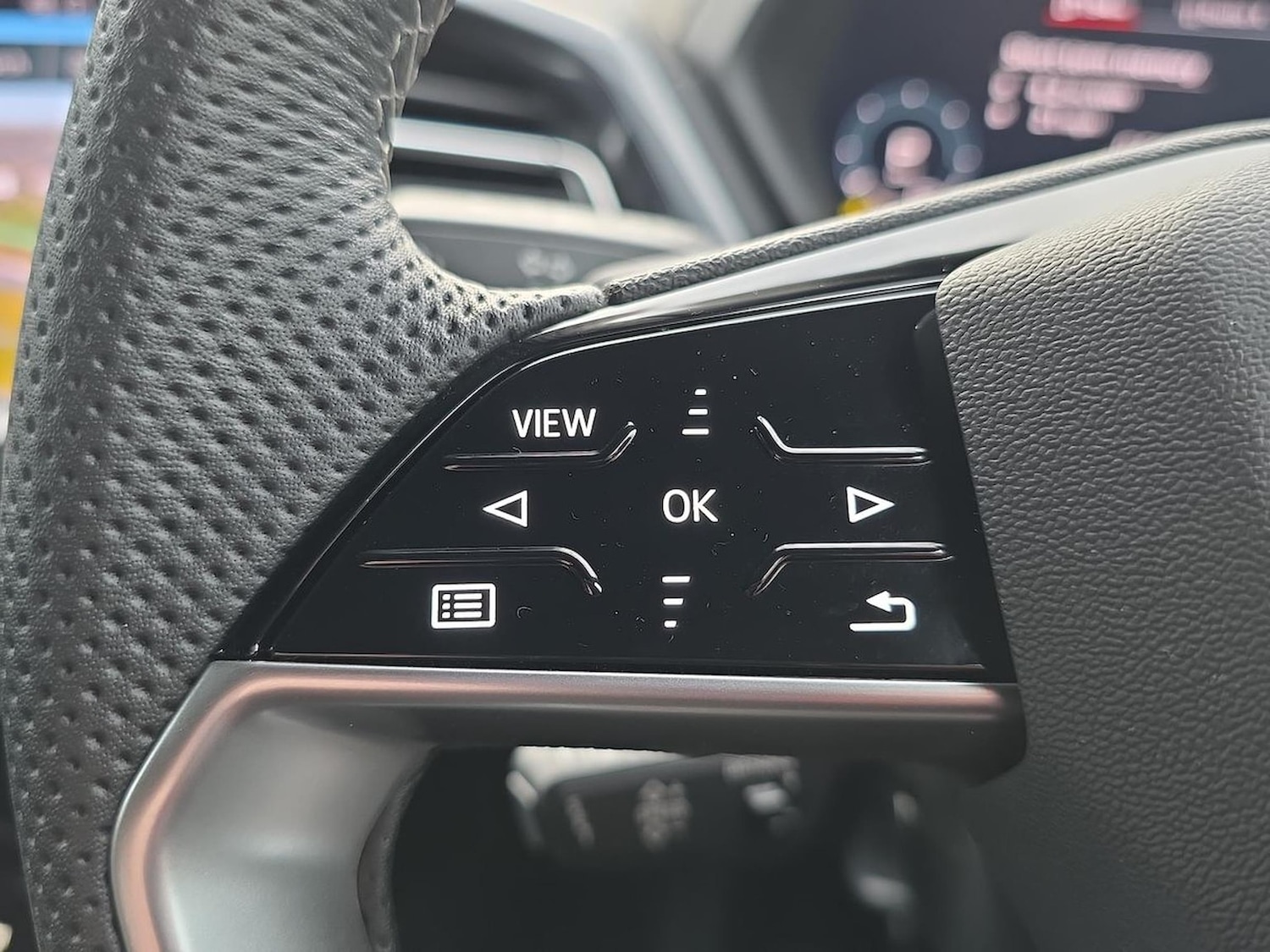 Used Audi Q4 e-tron 2025 for sale - 76492430: Photo 27