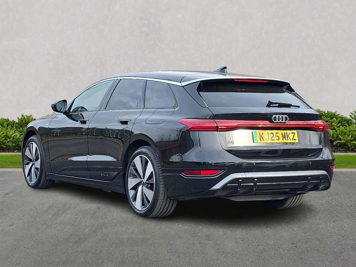 Used Audi A6 2025 for sale - 77845325: Photo 2