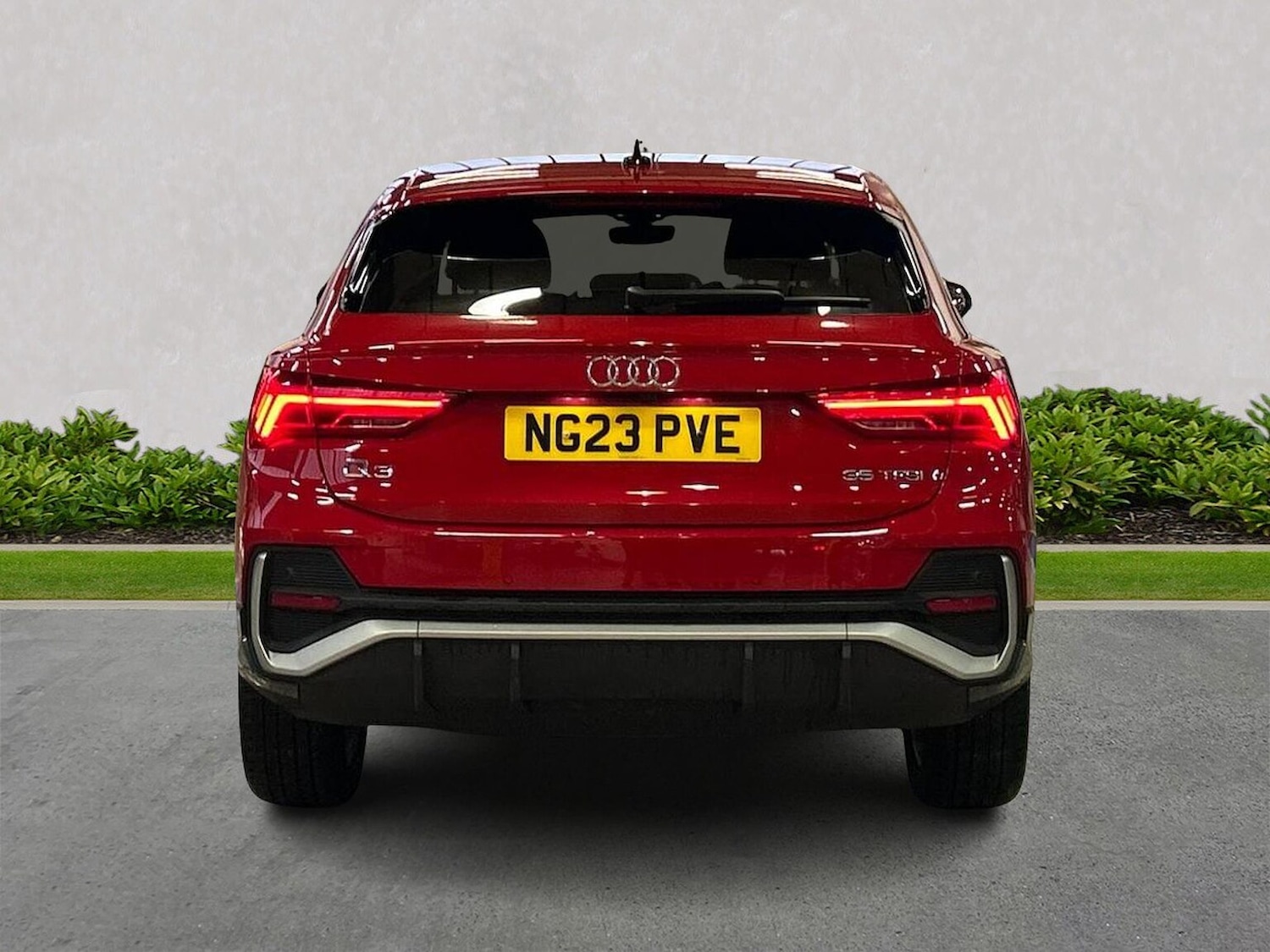 Used Audi Q3 2023 for sale - 76892105: Photo 4