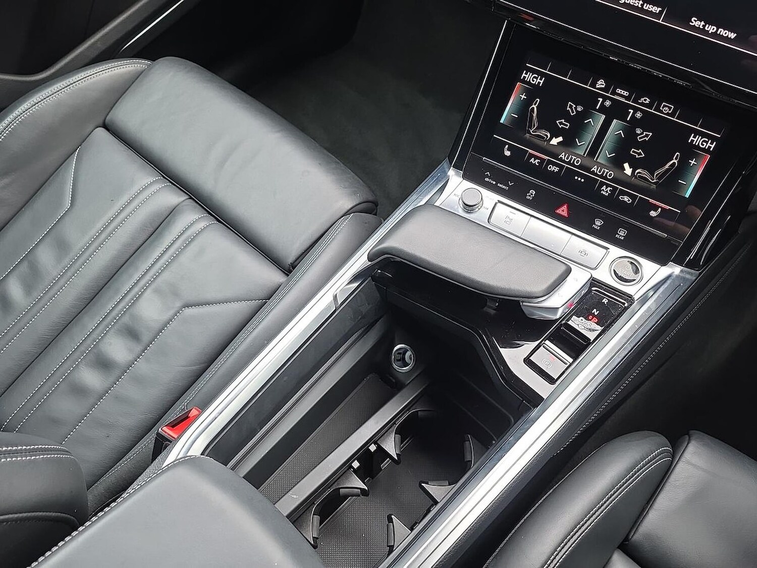 Used Audi e-tron 2023 for sale - 77492326: Photo 13