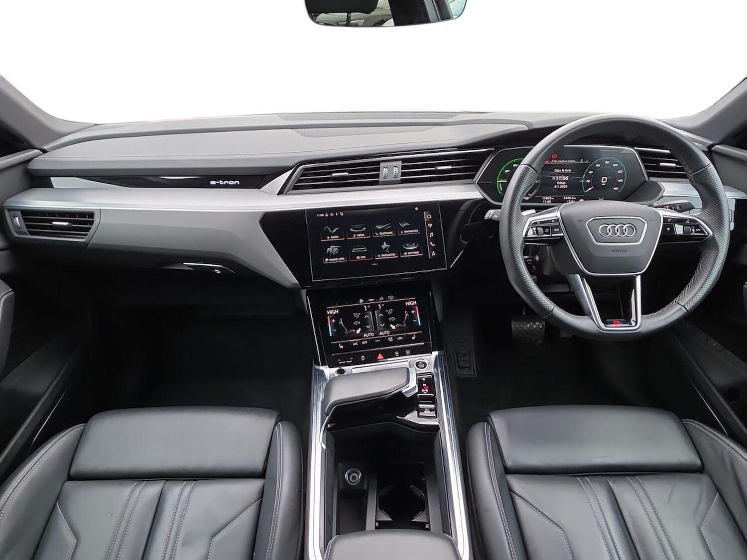 Used Audi e-tron 2023 for sale - 77492326: Photo 8