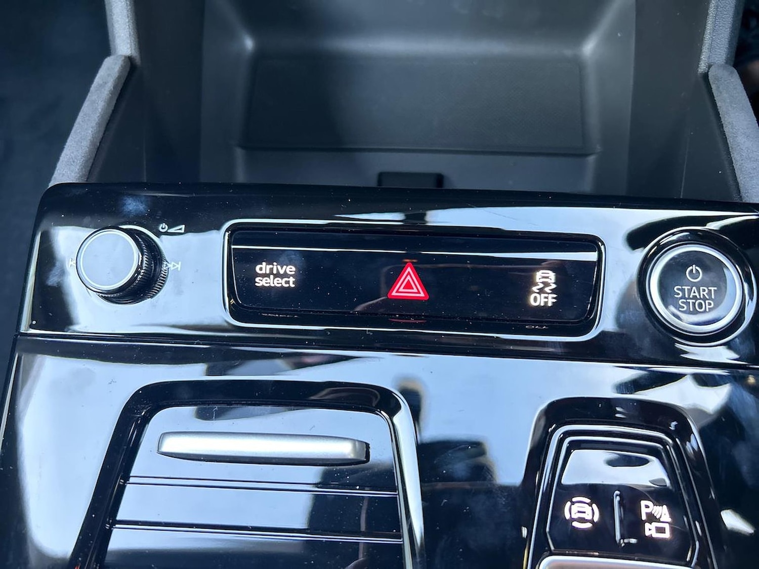 Used Audi Q6 e-tron 2025 for sale - 76748413: Photo 22