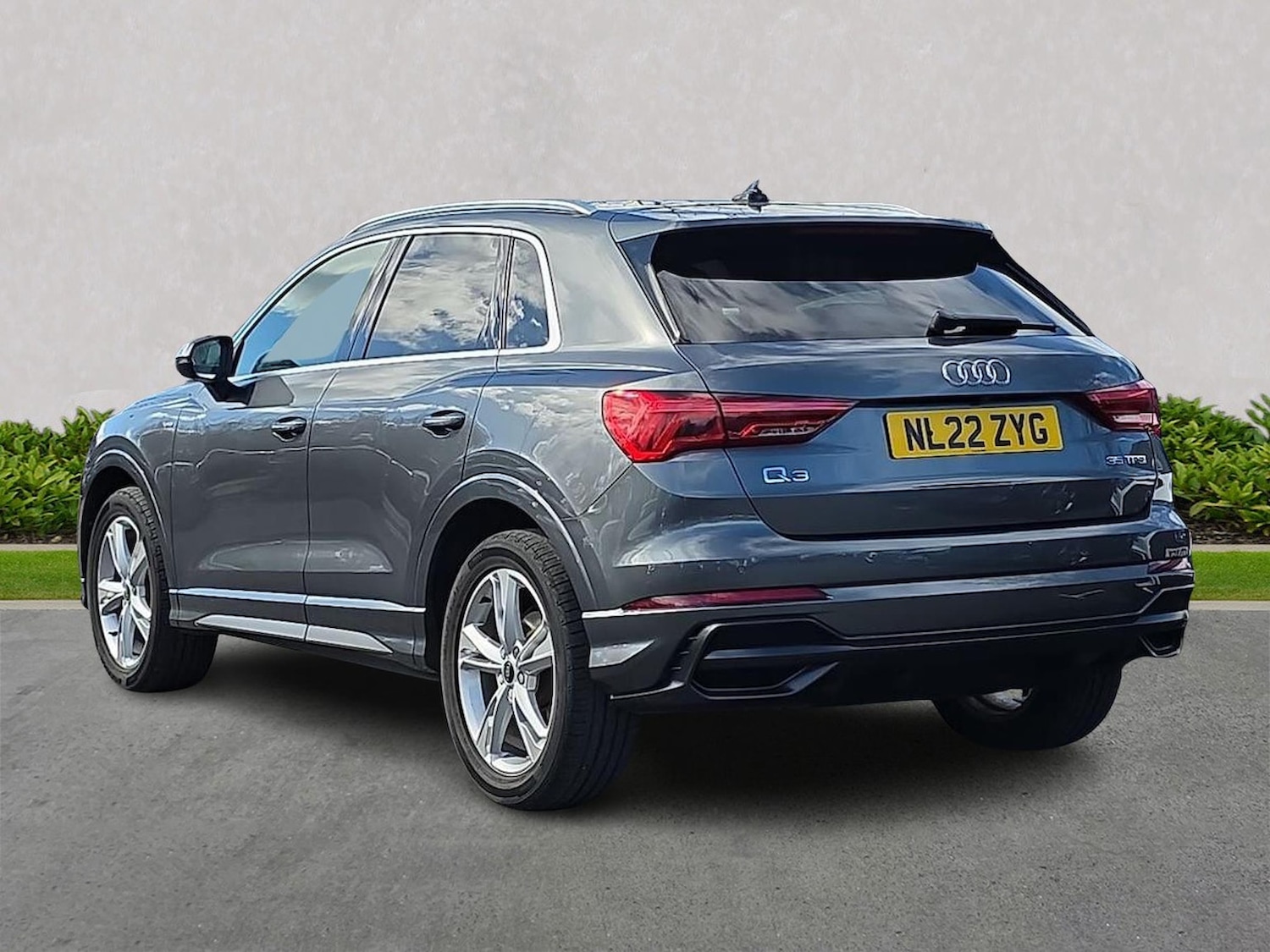 Used Audi Q3 2022 for sale - 78192451: Photo 2
