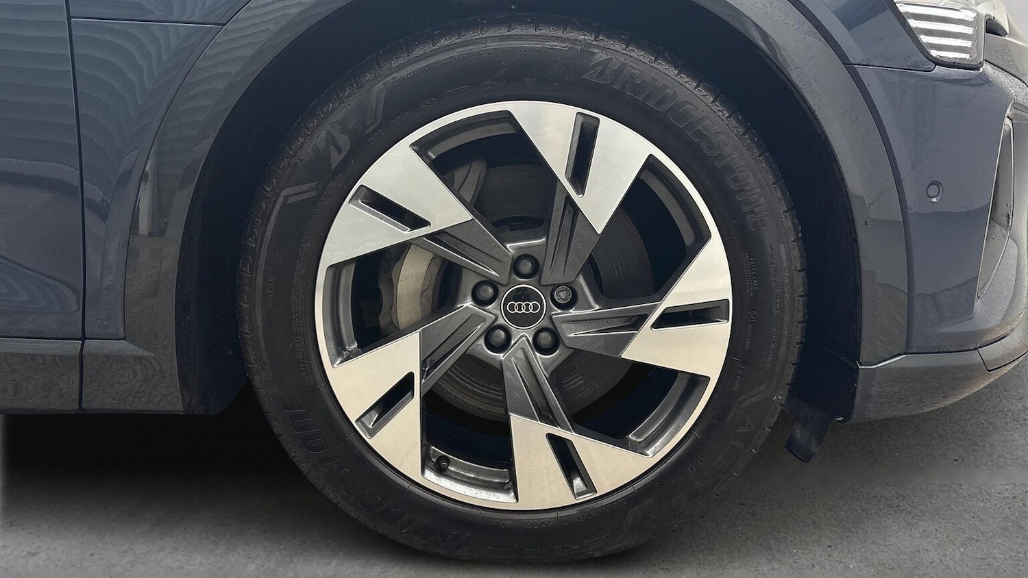 Used Audi Q8 2024 for sale - 78193927: Photo 8