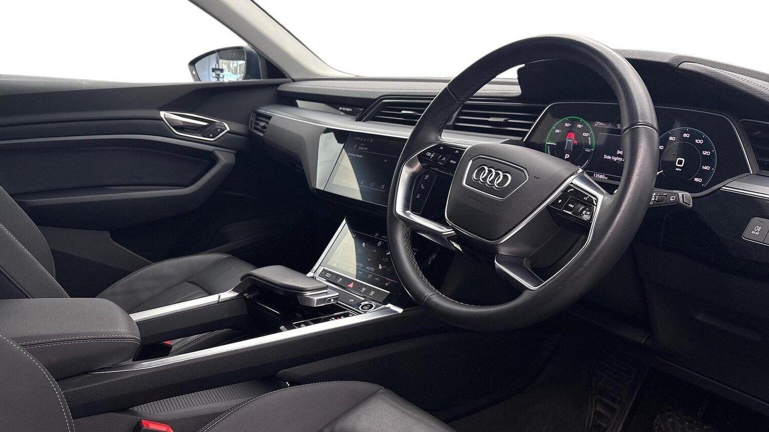 Used Audi Q8 2024 for sale - 78193927: Photo 9