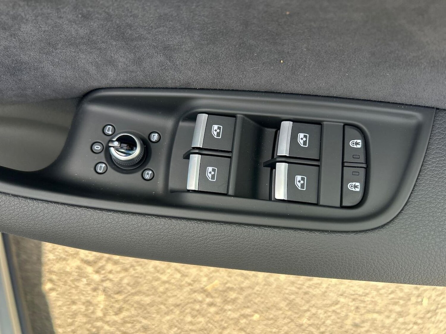 Used Audi Q7 2025 for sale - 77676340: Photo 21