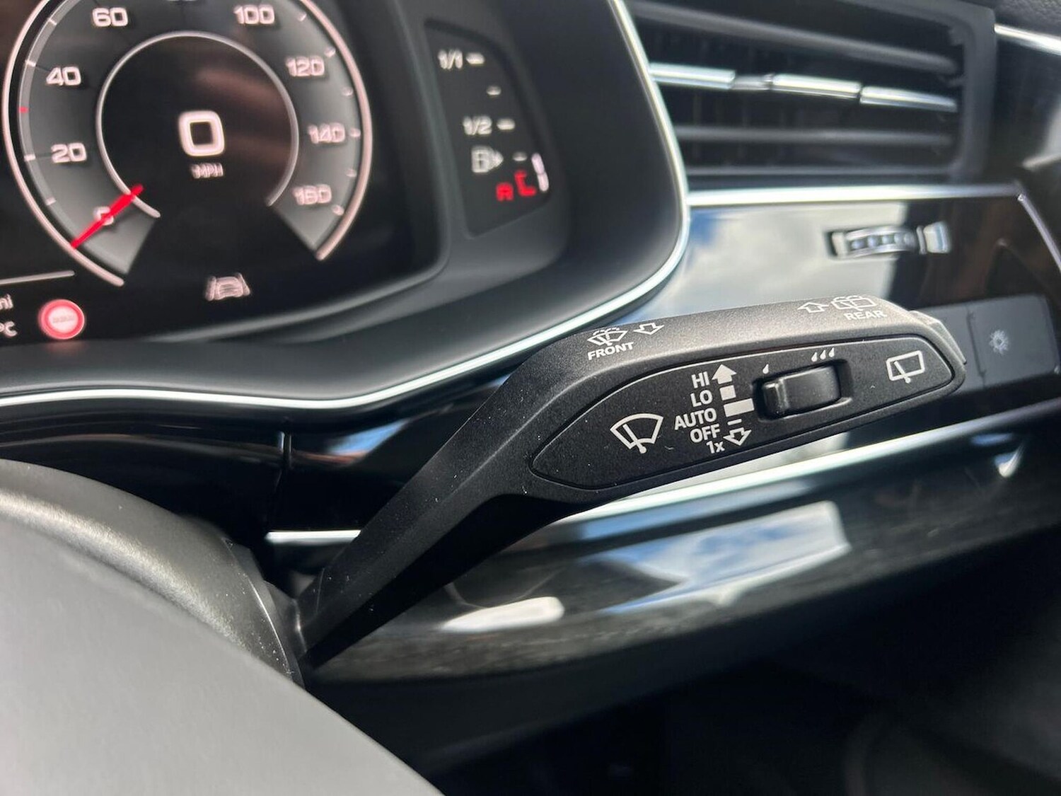 Used Audi Q7 2025 for sale - 77676340: Photo 28