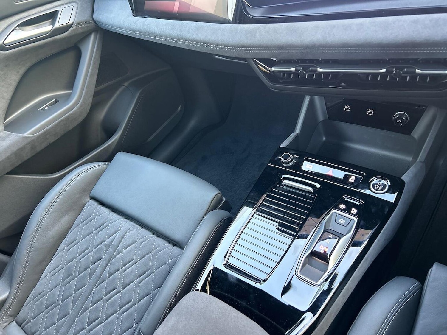 Used Audi Q6 e-tron 2025 for sale - 77629398: Photo 13