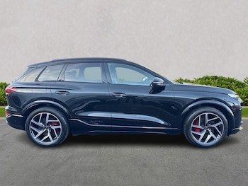 Used Audi Q6 e-tron 2025 for sale - 76165077: Photo