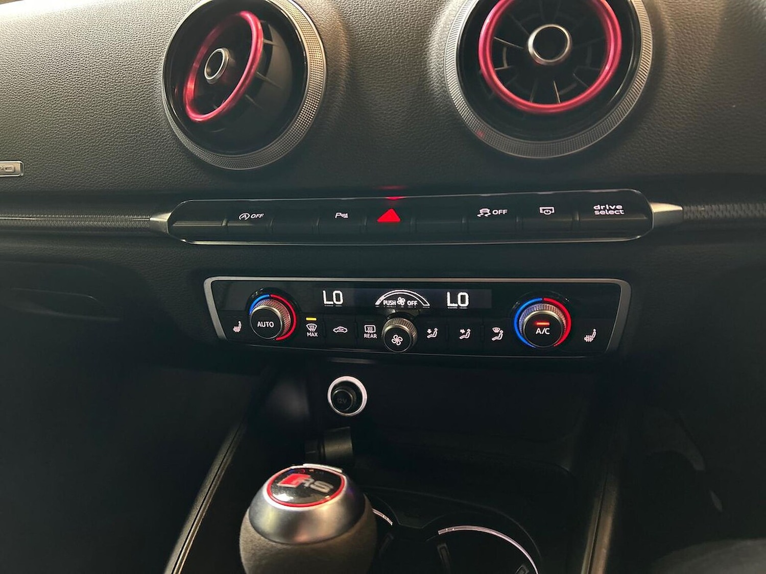 Used Audi RS3 2018 for sale - 76179010: Photo 12