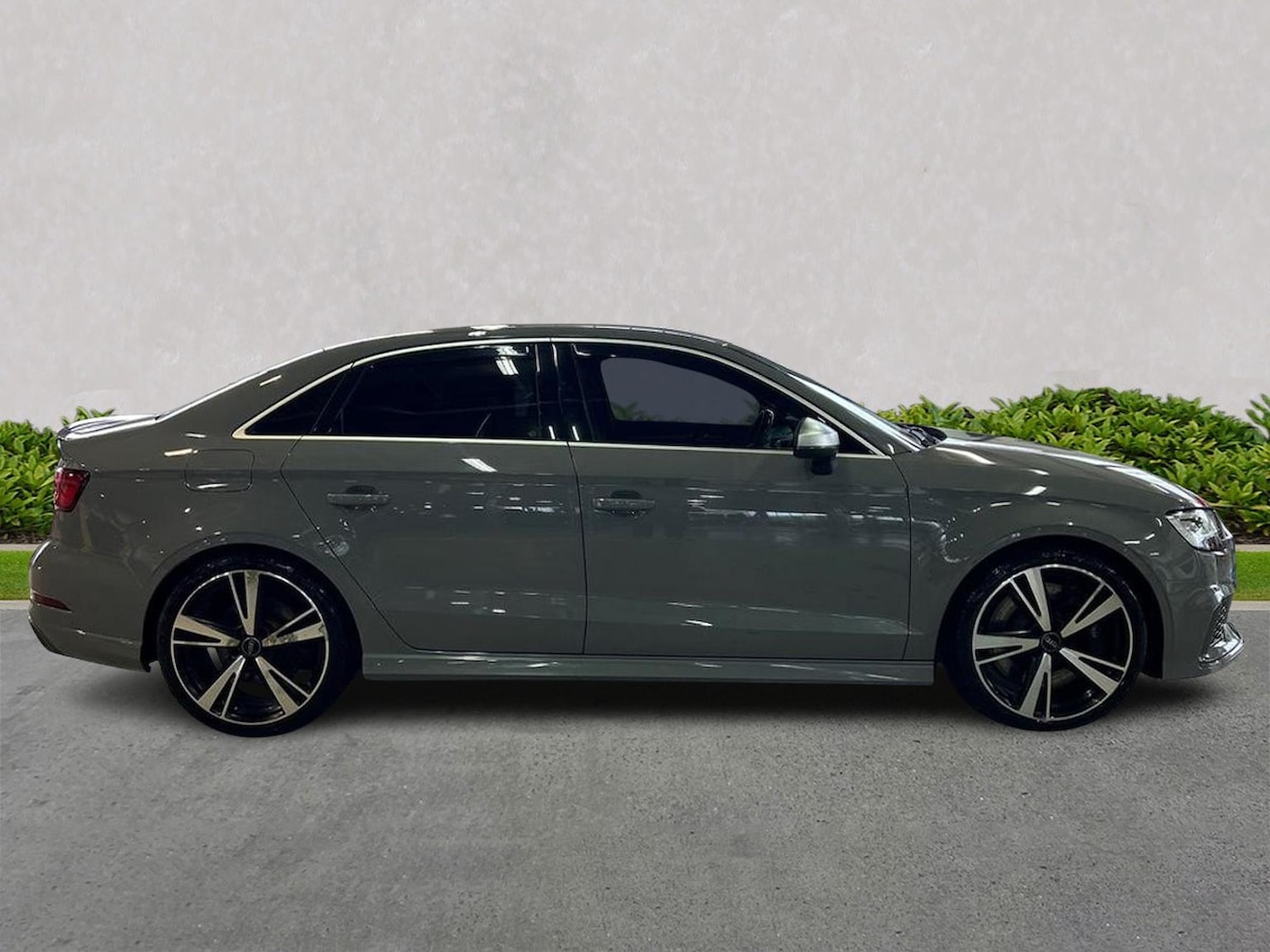 Used Audi RS3 2018 for sale - 76179010: Photo 3