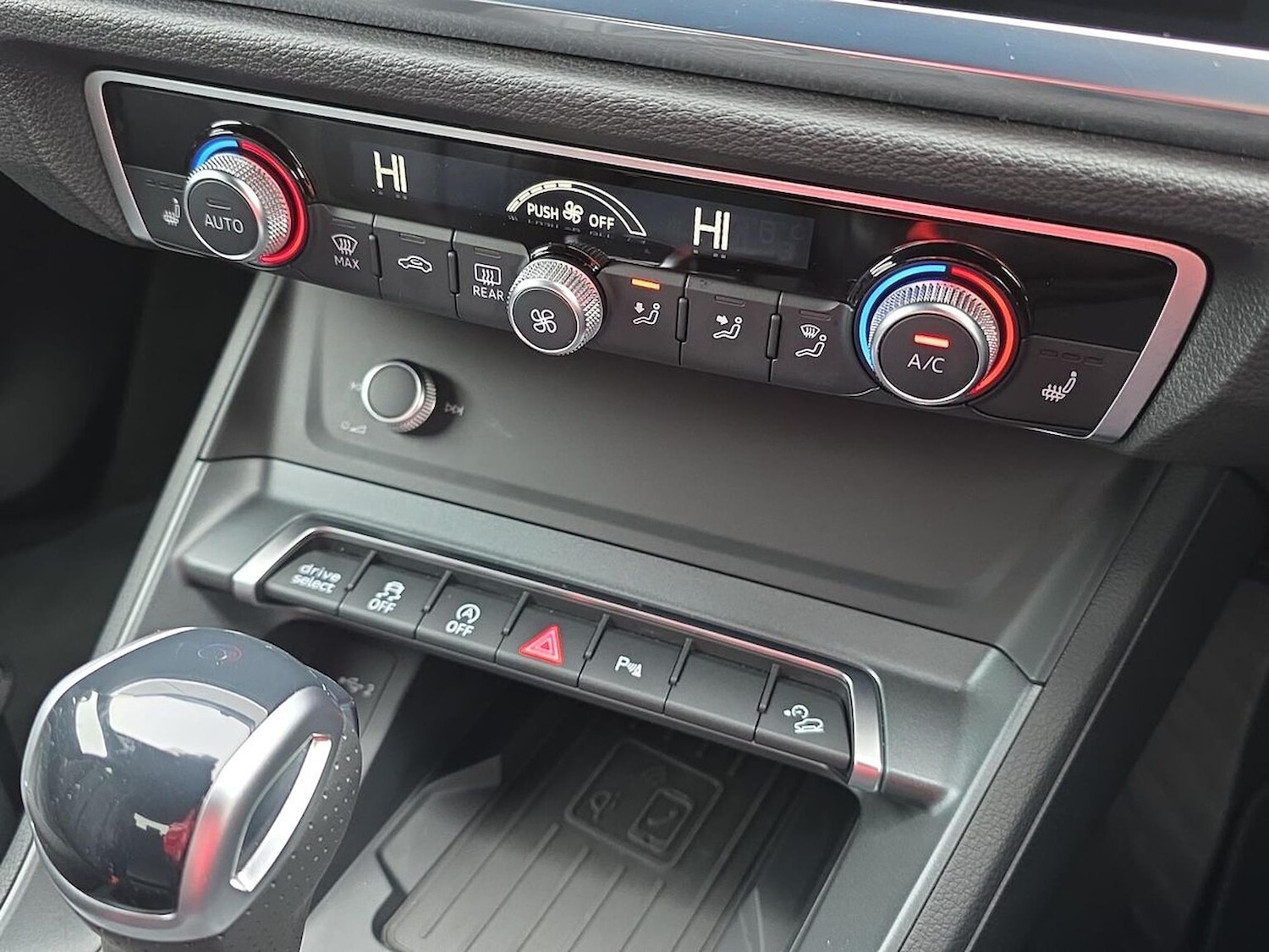 Used Audi Q3 2024 for sale - 76892106: Photo 12