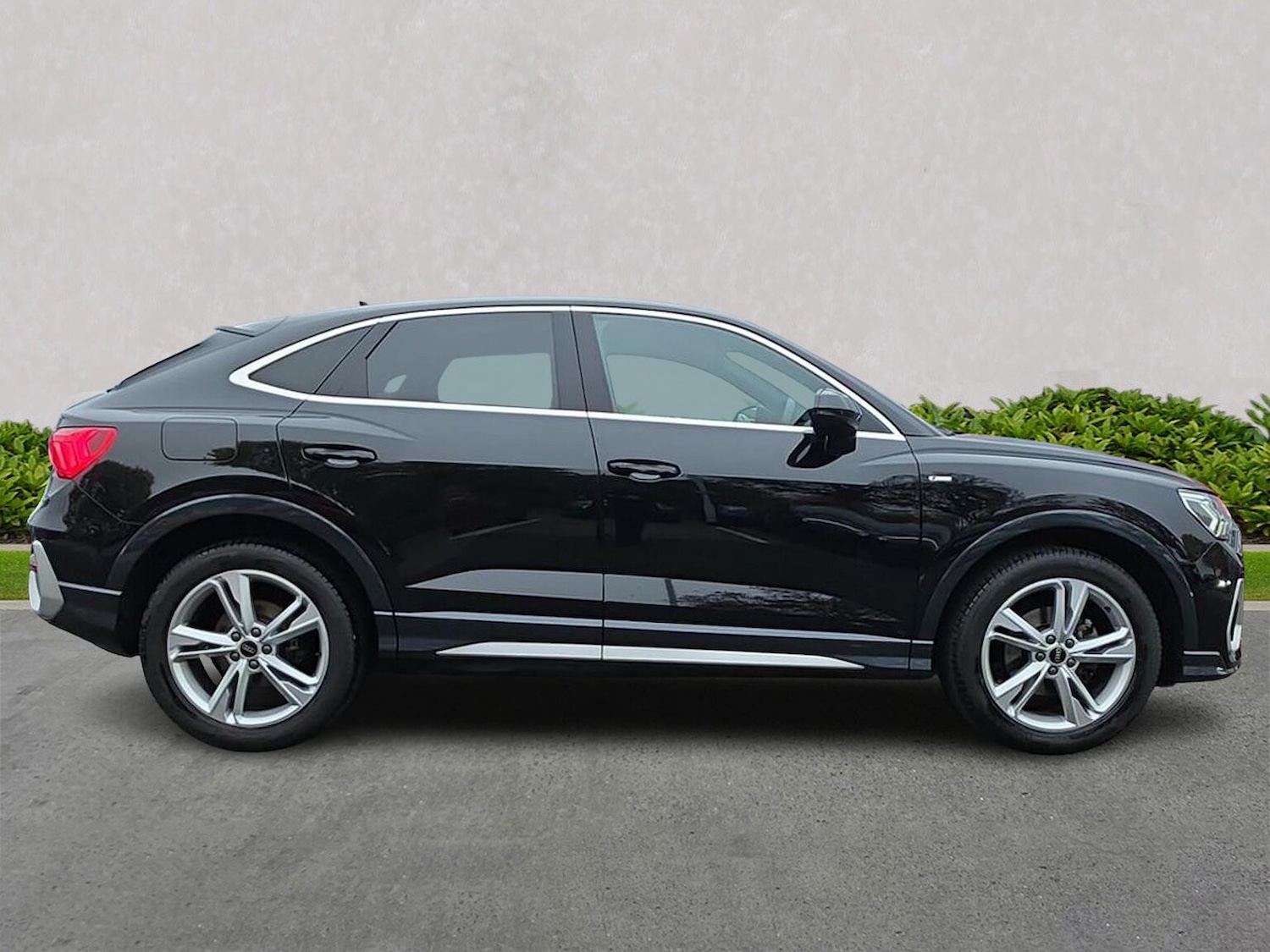 Used Audi Q3 2022 for sale - 76946966: Photo 3