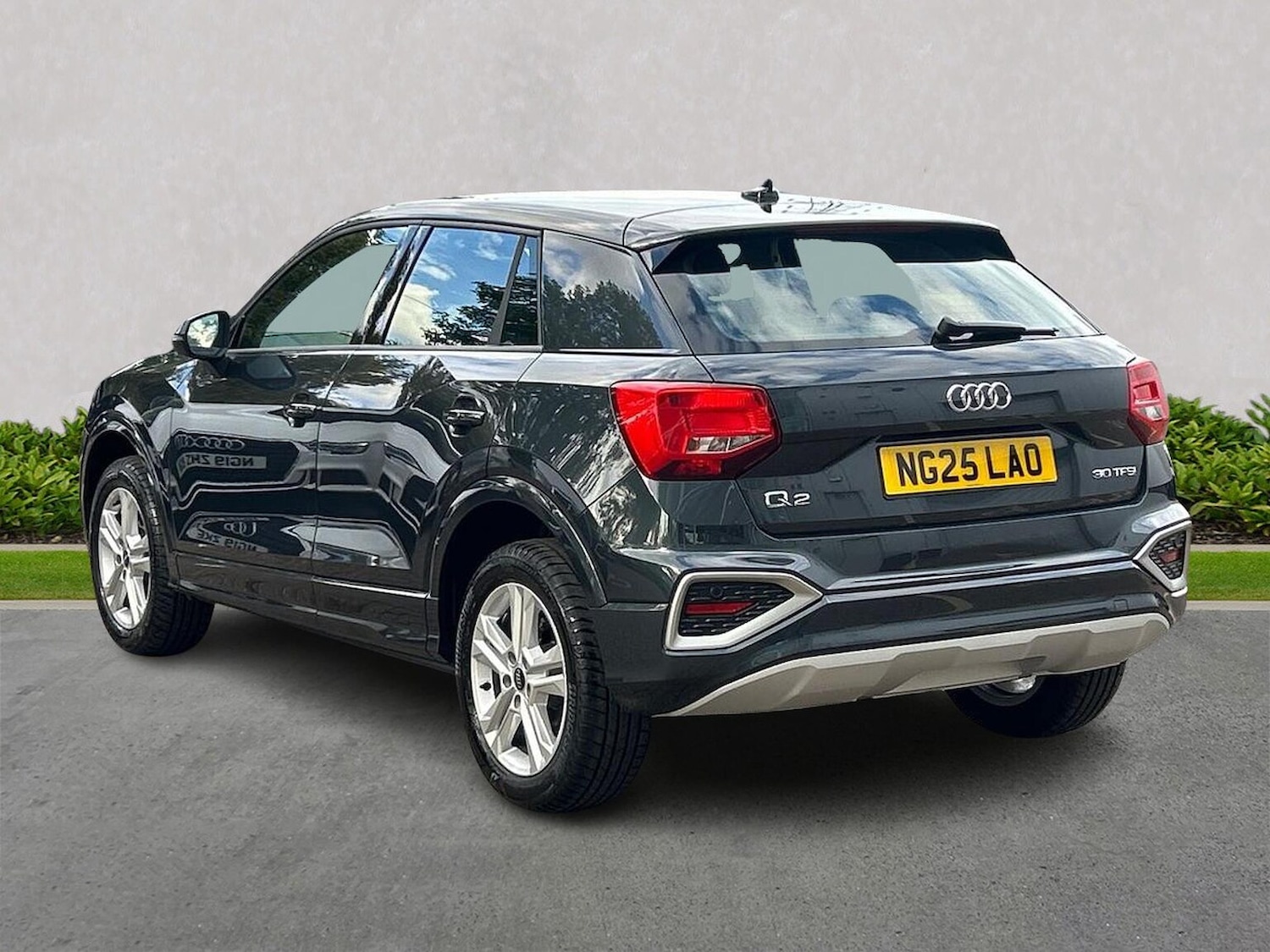 Used Audi Q2 2025 for sale - 76170761: Photo 2