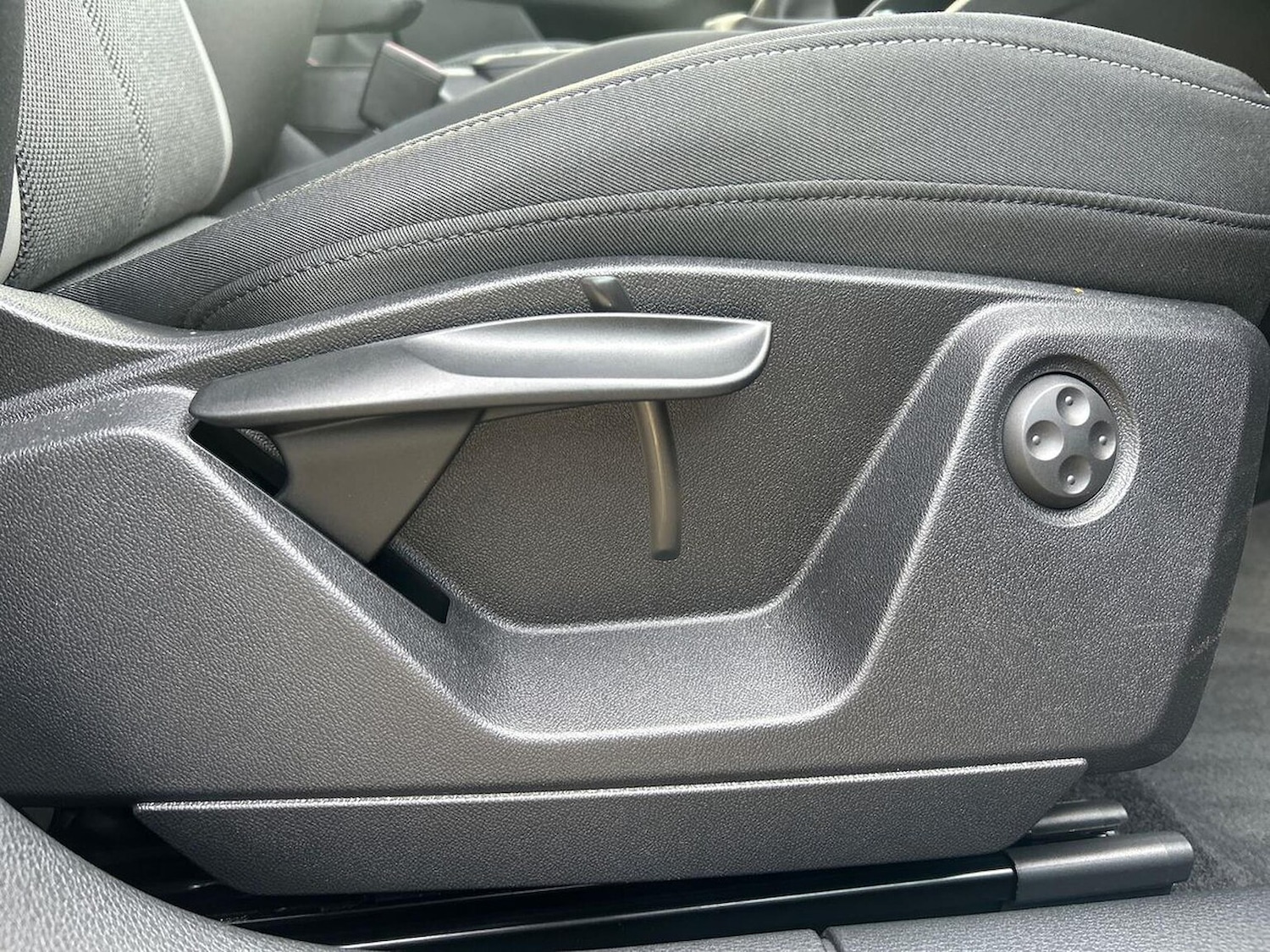 Used Audi Q2 2025 for sale - 76170761: Photo 30