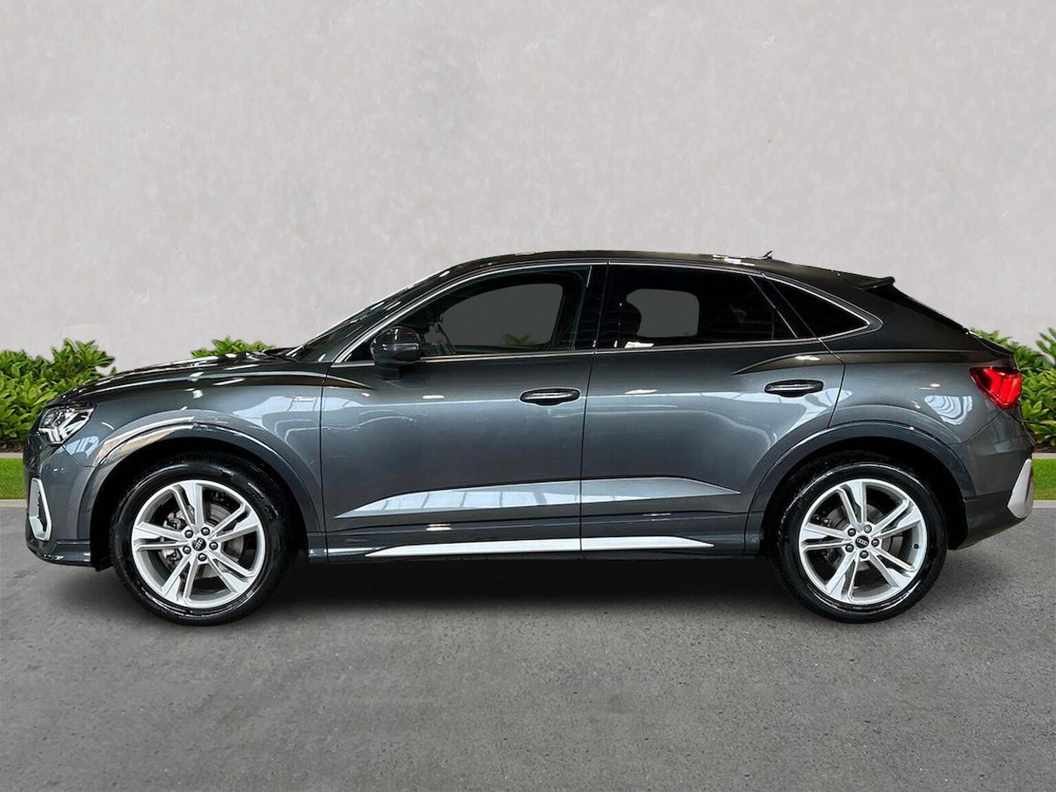Used Audi Q3 2023 for sale - 76144260: Photo 19