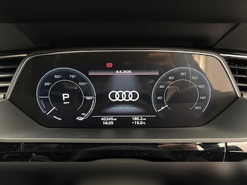 Used Audi e-tron 2022 for sale - 79380170: Photo