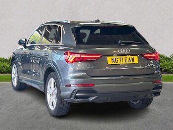 Used Audi Q3 2021 for sale - 76030496: Photo 2