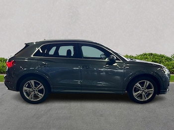 Used Audi Q3 2021 for sale - 76030496: Photo 3