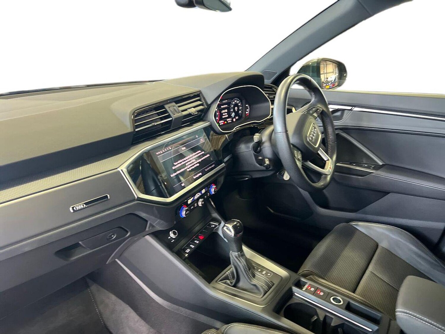 Used Audi Q3 2021 for sale - 76030496: Photo 7