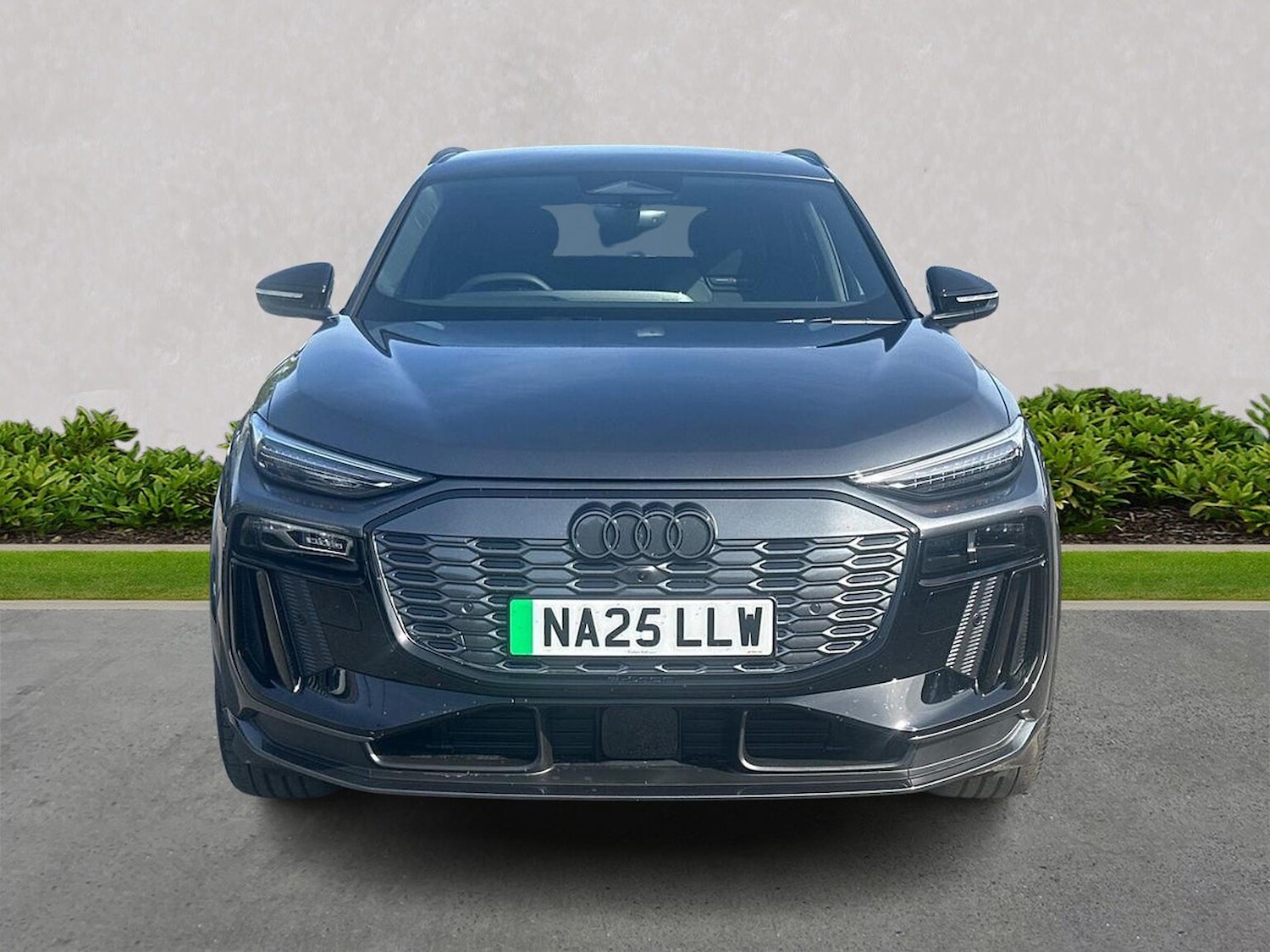 Used Audi Q6 e-tron 2025 for sale - 76165063: Photo 5