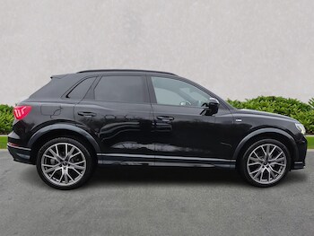 Used Audi Q3 2025 for sale - 77492363: Photo