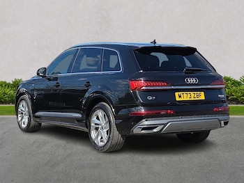 Used Audi Q7 2023 for sale - 78193876: Photo