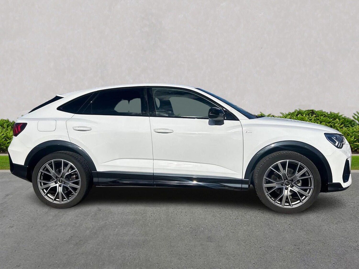Used Audi Q3 2025 for sale - 75994947: Photo 3