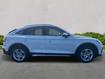 Used Audi Q5 2021 for sale - 76232749: Photo