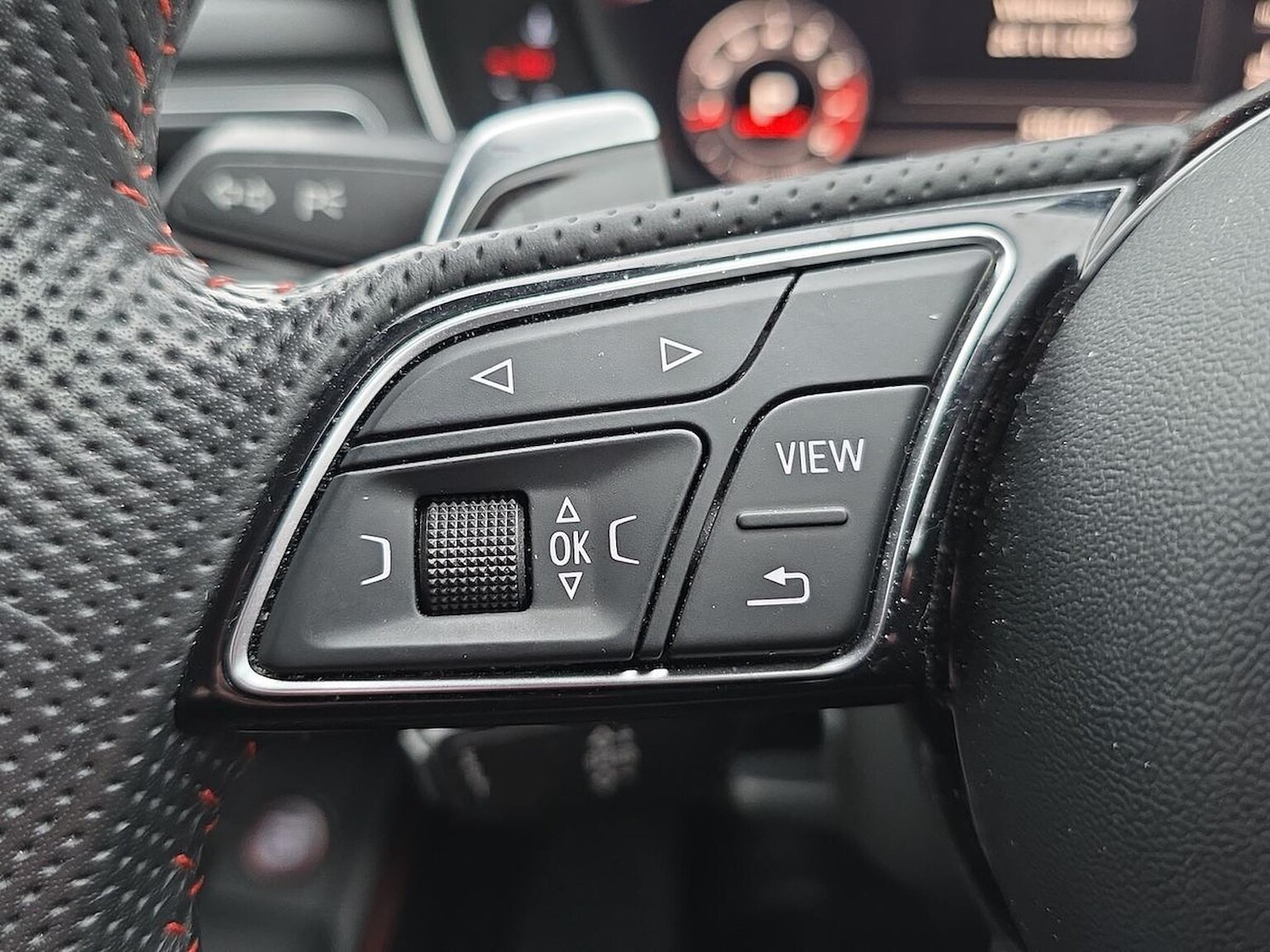 Used Audi RS4 2018 for sale - 76719320: Photo 27