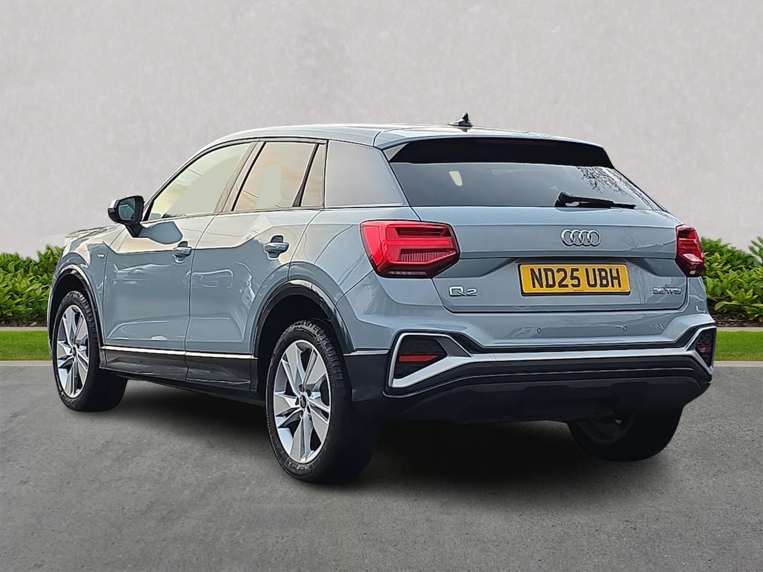 Used Audi Q2 2025 for sale - 77492365: Photo 2