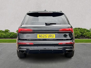 Used Audi Q7 2025 for sale - 76016962: Photo