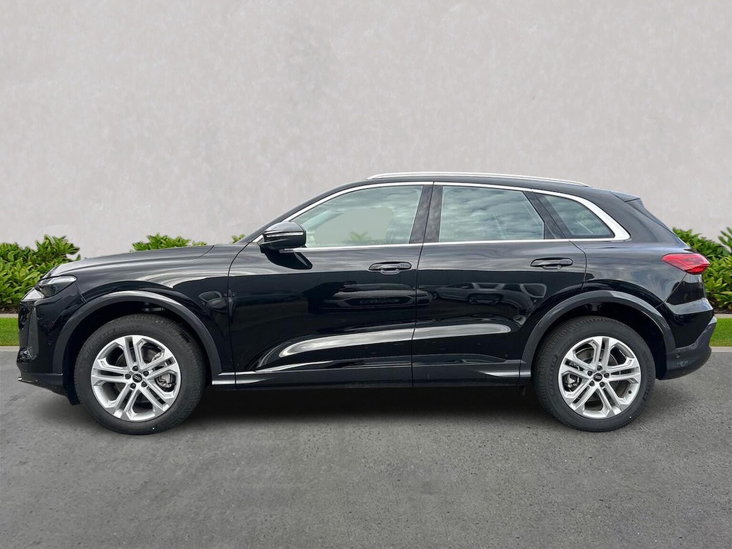 Used Audi Q5 2025 for sale - 76693399: Photo 19