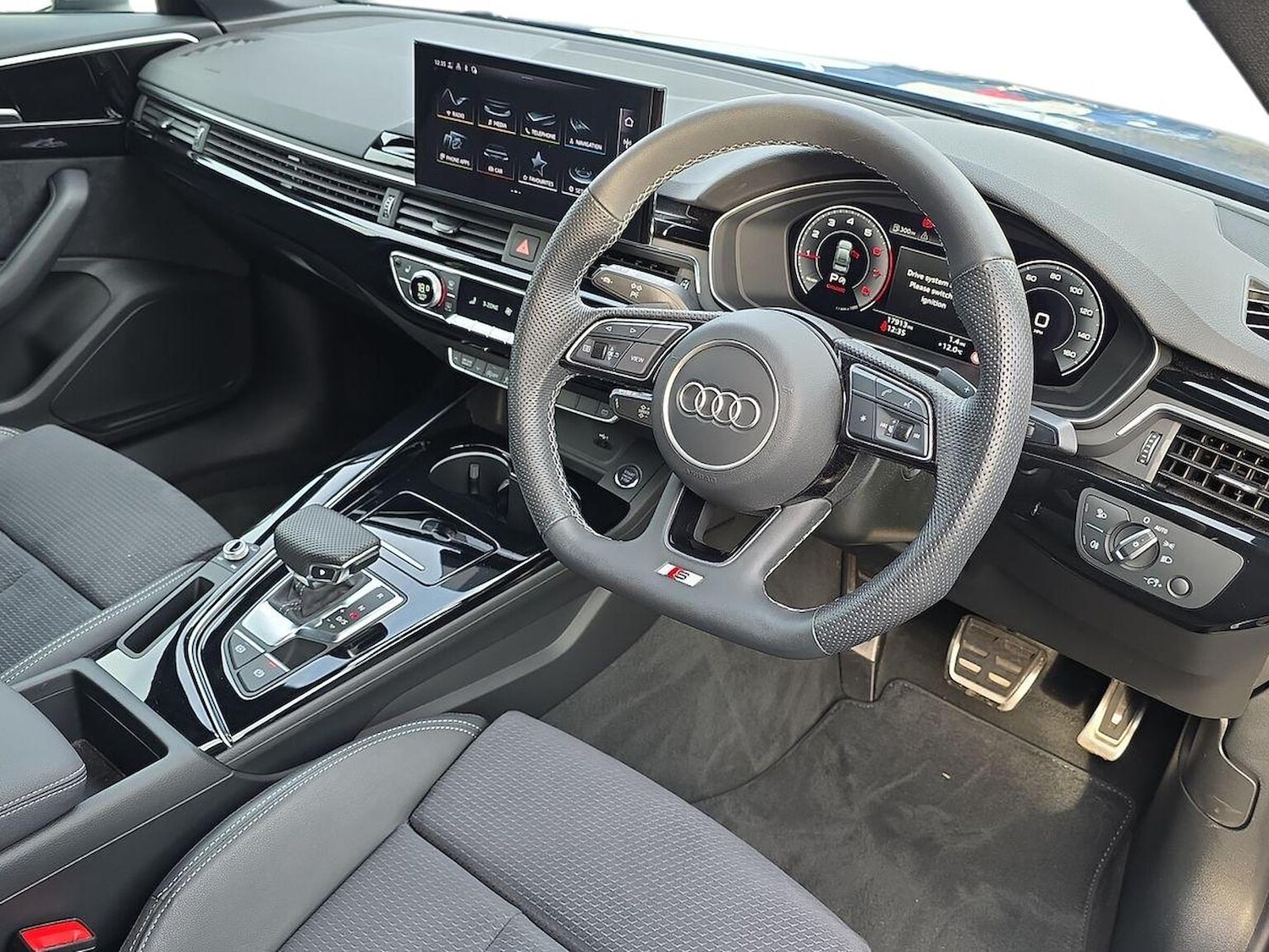 Used Audi A4 2023 for sale - 76555485: Photo 15