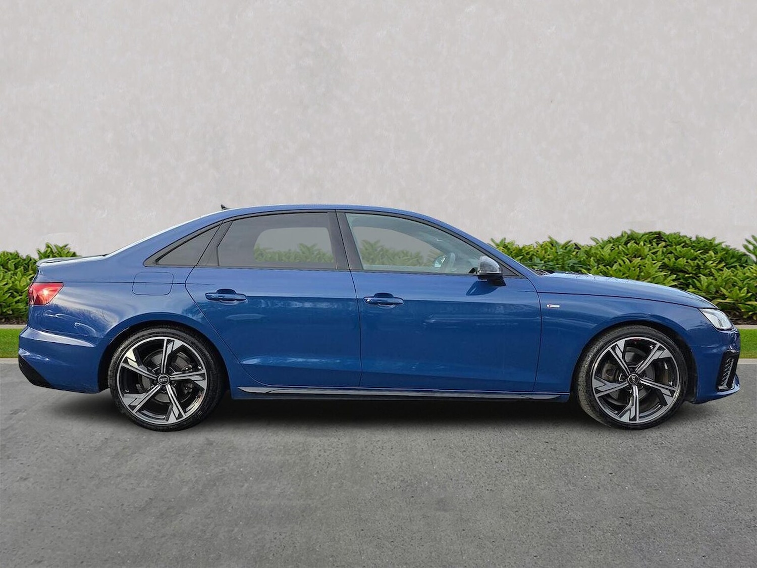 Used Audi A4 2023 for sale - 76555485: Photo 3