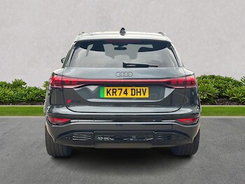 Used Audi Q6 e-tron 2024 for sale - 75437455: Photo