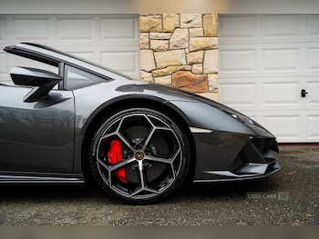 Used Lamborghini Huracan 2023 for sale - 77672294: Photo