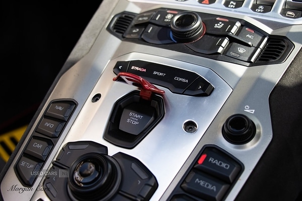 Used Lamborghini Aventador 2016 for sale - 76308486: Photo 38