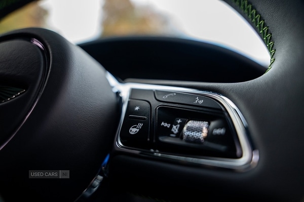 Used Bentley Bentayga 2025 for sale - 76522942: Photo 100