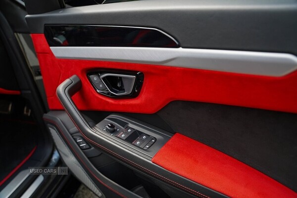 Used Lamborghini Urus 2019 for sale - 74966329: Photo 41