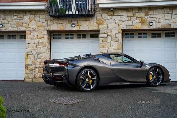 Used Ferrari SF90 Spider 2022 for sale - 77017388: Photo 27