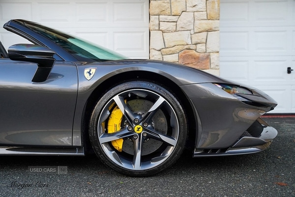Used Ferrari SF90 Spider 2022 for sale - 77017388: Photo 8