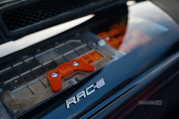 Used Ferrari SF90 Spider 2022 for sale - 77017388: Photo 95