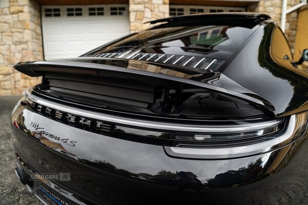 Used Porsche 911 2021 for sale - 76240475: Photo 17