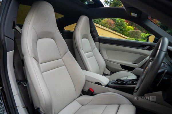 Used Porsche 911 2021 for sale - 76240475: Photo 42