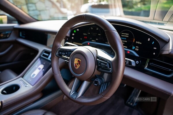 Used Porsche Taycan 2021 for sale - 77770125: Photo 47