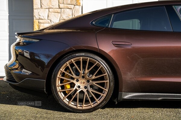 Used Porsche Taycan 2021 for sale - 77770125: Photo 8