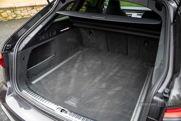 Used Audi RS6 2024 for sale - 77292557: Photo 79