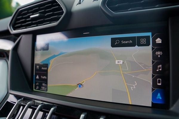 Used Lamborghini Urus 2019 for sale - 77525607: Photo 77