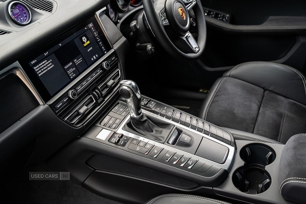 Used Porsche Macan 2020 for sale - 77893290: Photo 100